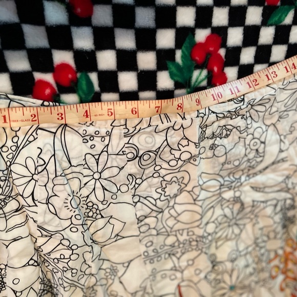 NWOT Sunny Leigh skirt with embroidery flowers. Measurements added - Picture 9 of 14